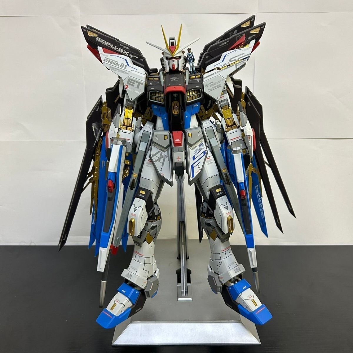 Yahoo!オークション -「pgストライクフリーダムガンダム」(完成 Yahoo!オークション -「pgストライクフリーダムガンダム」(完成