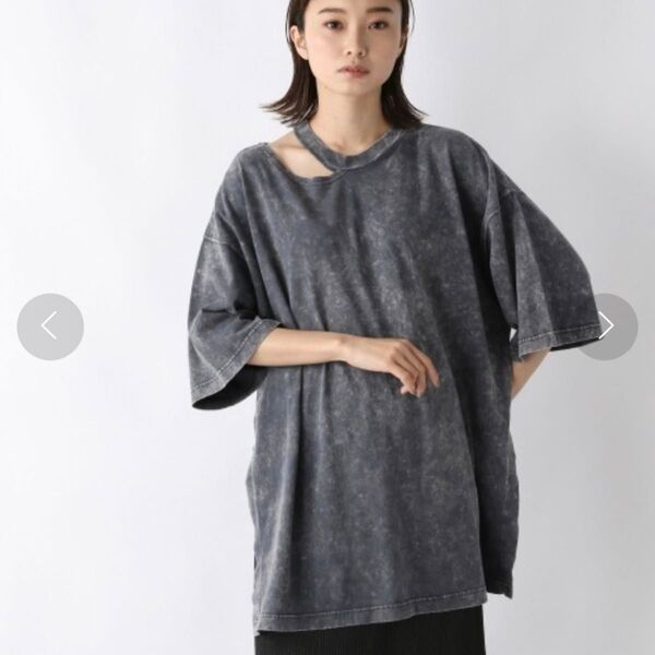 JEANASIS ネックスリットTシャツ