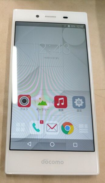 値下げ 良品 docomo MONO MO-01K simロック解除済