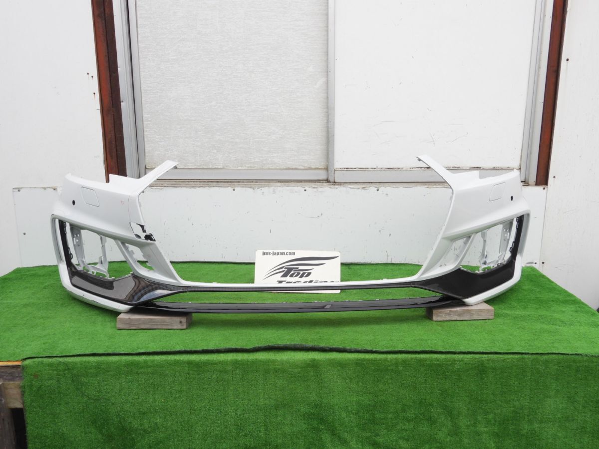 L4409vc アウディ純正 RS4/8W B9 カーボンスタイル フロントバンパー カーボンスポイラー付 8W7807473T グレイシアホワイト/LS9R