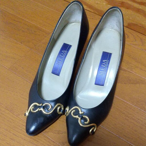 パンプス 冠婚葬祭 シューズ 黒 靴 ヒール meda ブラック フォーマル スーツ セレモニー 卒業式 入学式 結婚式