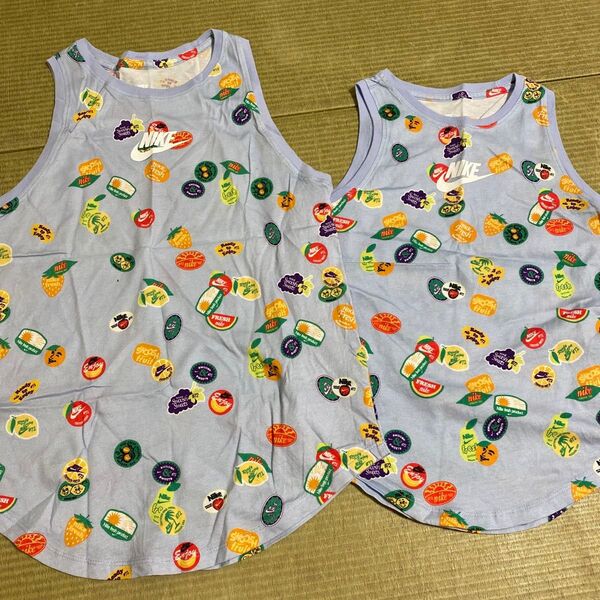 美品!!NIKE タンクトップ フルーツ柄
