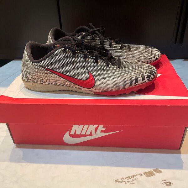 NIKEトレーニングシューズ