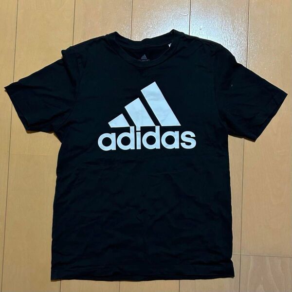 adidas Tシャツ