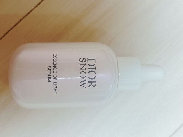 Dior SNOW ESSENCE OF LIGHT SERUM 50ml