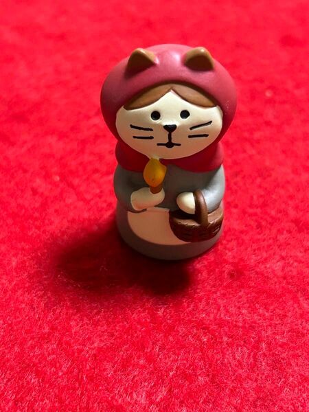concombre コンコンブル 置物 マッチ売りの猫