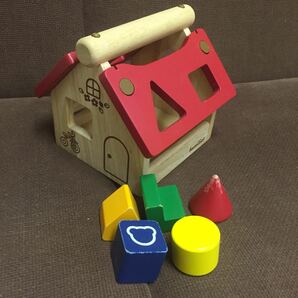 【ファミリア】知育玩具 型はめ 木製積み木 かたはめ USED