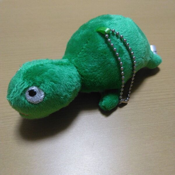 訳あって絶滅しました。亀ぬいぐるみストラップ
