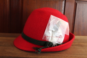オーストリア製【チロリアンハット 】赤 55cm 帽子