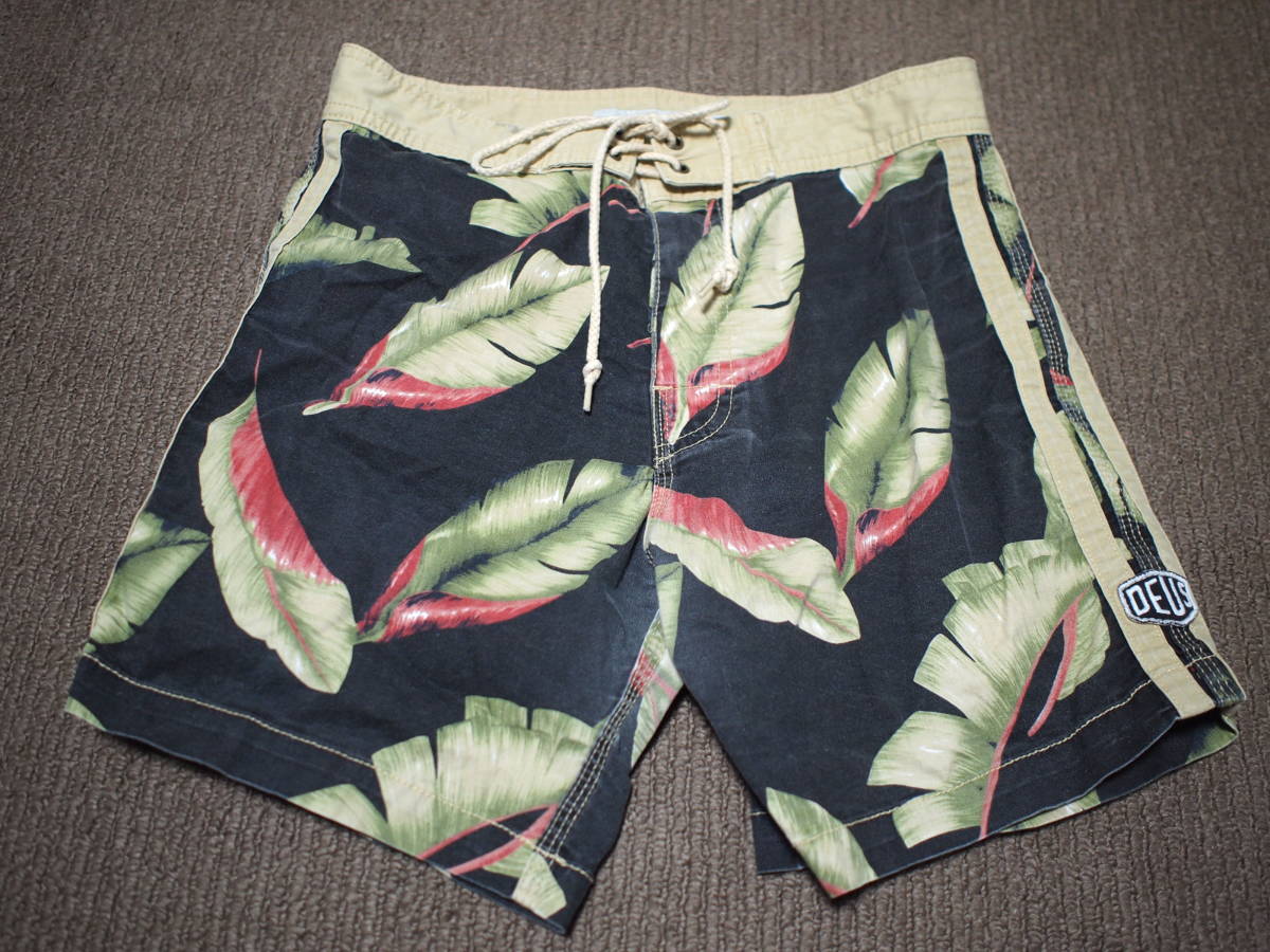 貴重 DEUS EX MACHINA デウス コットン ハーフパンツ　28 ショ