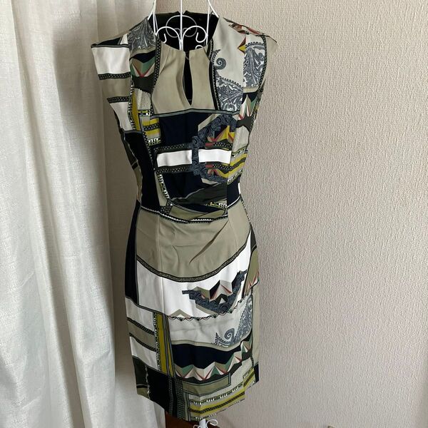 ETROペイズリー他マルチカラーワンピース