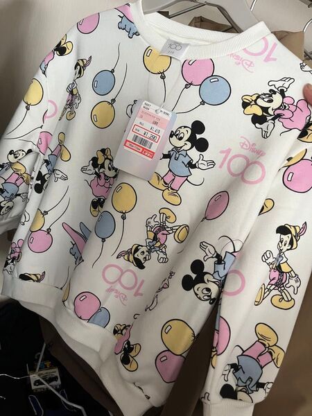 新品未使用110サイズ裏起毛トレーナー 100周年 ディズニー