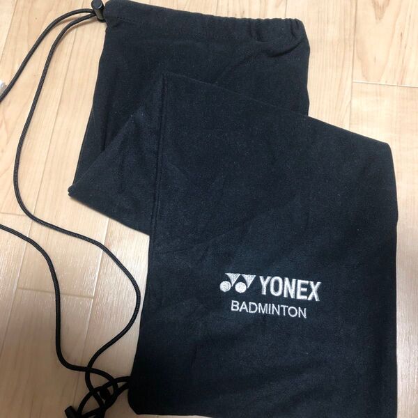 未使用 ヨネックス バドミントンソフトラケットケース ソフトケース バドミントン YONEX 刺繍シルバー