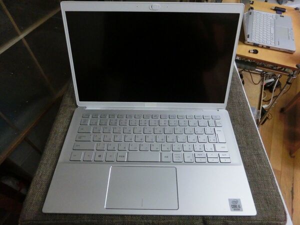 inspiron 13 5391 シルバー core i5 10210U 1.6GHz 4コア 256GB 8GB タッチパネル