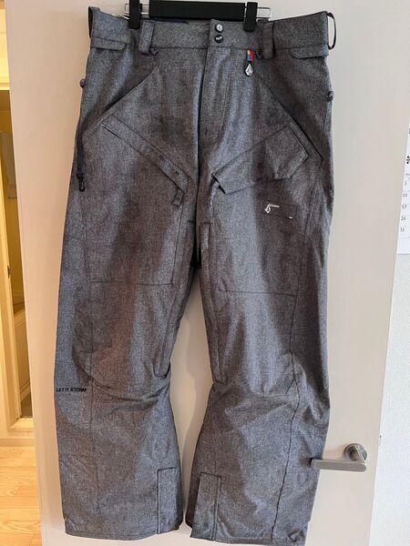 VOLCOME スノボウェア パンツ グレー