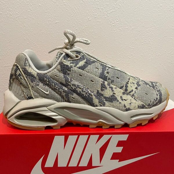 27.5cm NIKE HOT STEP AIR TERRA / NOCTA