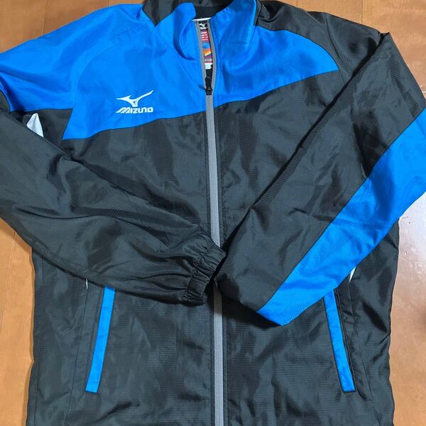 MIZUNO ウインドブレーカー