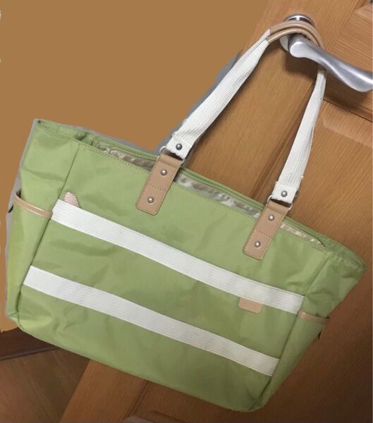 a.v.v トートバッグ