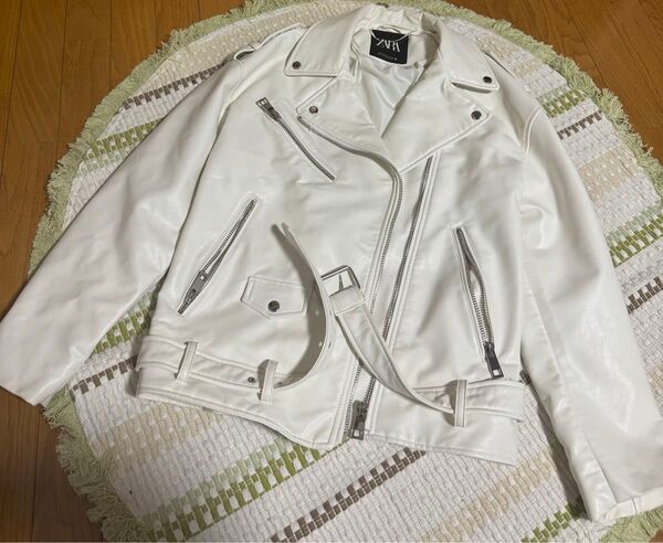 ZARA ライダースジャケット