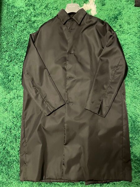 PRADA 21aw RE-NYLON 三角プレートロゴコート