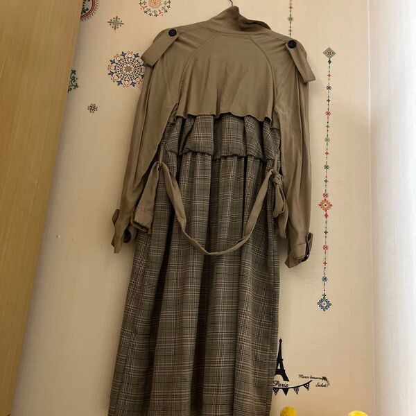 bershkaトレンチコート XS