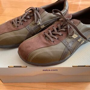asics ウォーキングシュー24.5