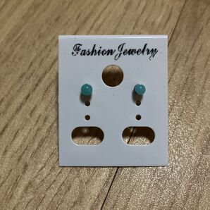 ガラスピアス