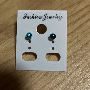 ガラスピアス