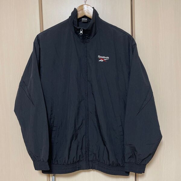 Reebok リーボック ナイロン ジャケット ブルゾン ウインドブレーカー メンズMサイズ 黒 ブラック メッシュ