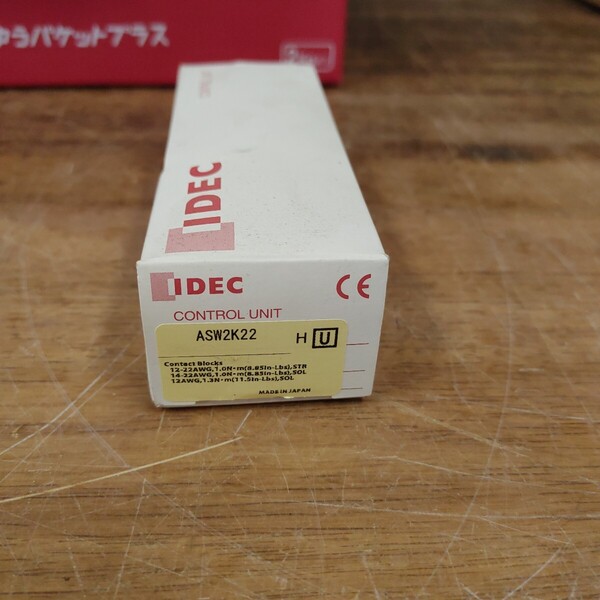 たぶん 未使用 IDEC ASW2K22 セレクタスイッチ 鍵操作形 90°-2ノッチ ASW2K22