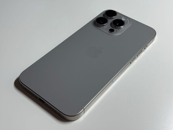iPhone15 Pro Max 256GB ナチュラルチタニウム SIMフリー