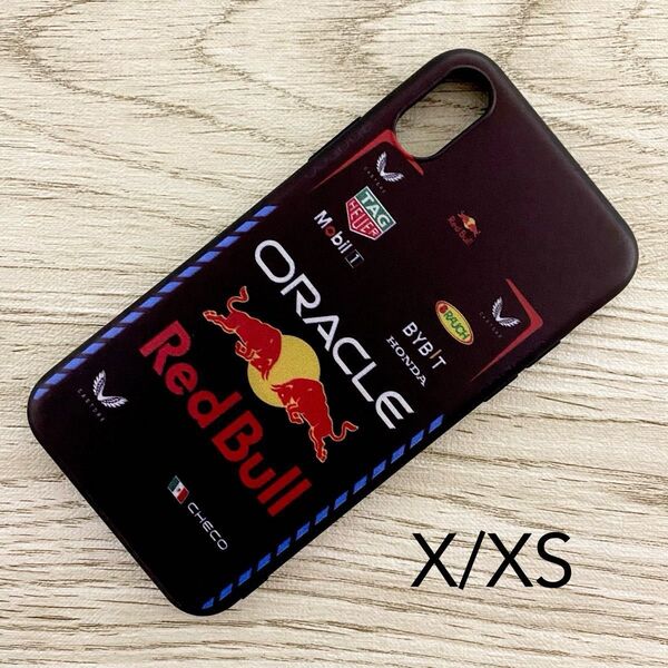 セルジオ・ペレス レーシング スーツ iPhone X / XS ケース F1 レッドブル