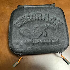 ジークラック GEECRACK セミハードケースM ブラック