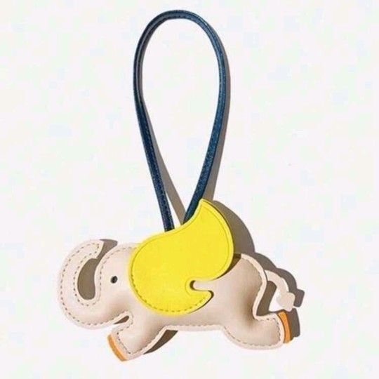 バッグチャーム バッグペンダント キーホルダー 象 ぞう ゾウ スイングキーリング かわいい 動物 ギフト 新品未使用 匿名配送