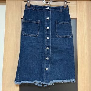 142.デニムスカート