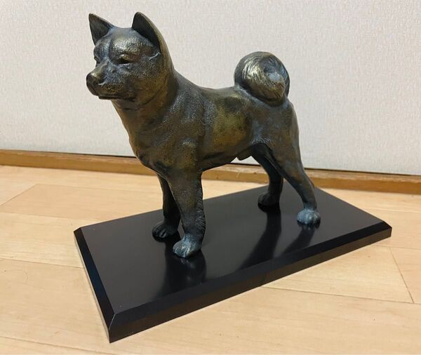 置物 秋田犬 金属製 孫七刻印