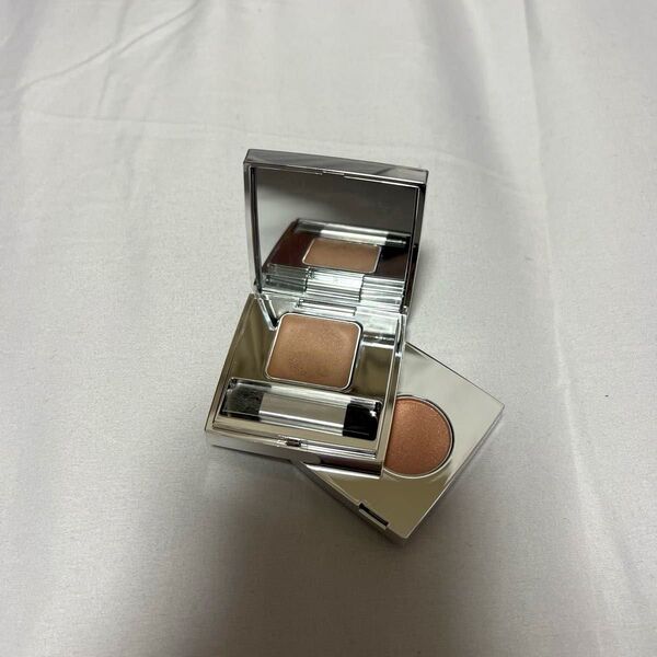 アイシャドウ RMK
