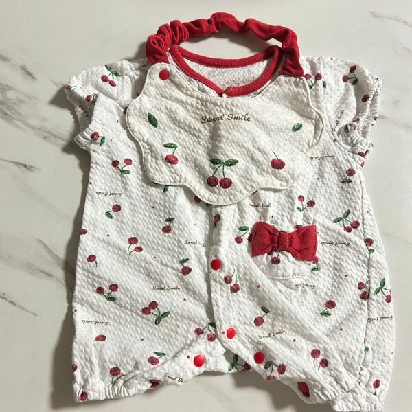 ベビー服 ロンパース 女の子 ベビー 60~70cm カバーオール 半袖 さくらんぼ かわいい 綿100 2点セット スタイ