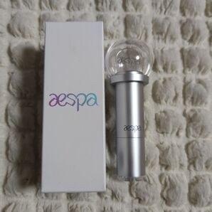 カリナ ジゼル ウィンター ニンニン アモーレパシフィックSMコラボ aespa ver. ペンライト型リップバーム