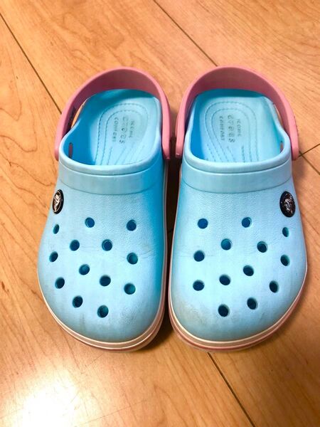 子供用 クロックス サンダル
