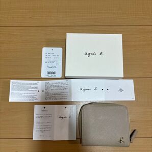 agnes b アニエスベー