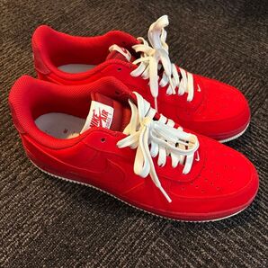 NIKE AIR スニーカー 赤