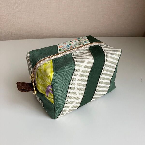 ハンドメイド/ボックスポーチ No.2