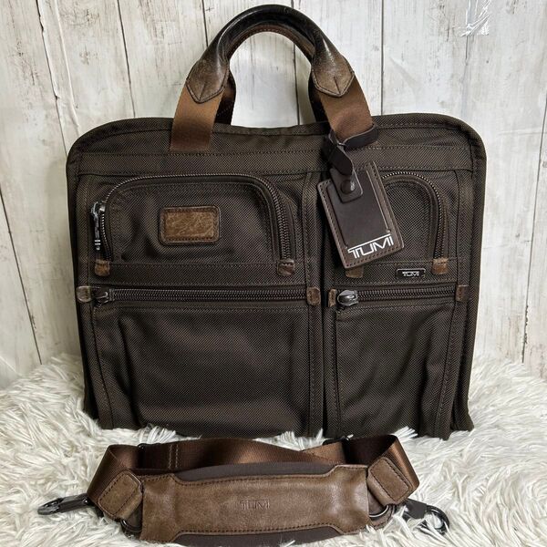 TUMI ビジネスバッグ ブラウン ナイロン レザー ロゴ 大容量 茶色 メンズ