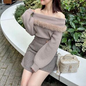 AnMille ファーオフショルニット