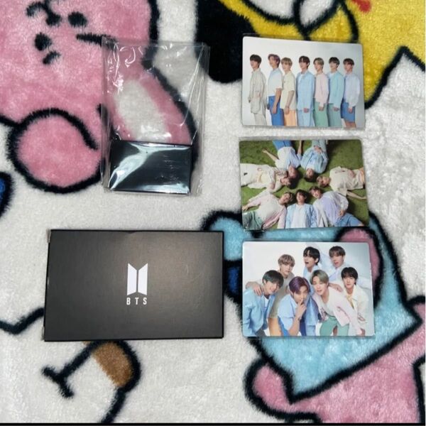 公式 BTS フォトスタンド フォト3枚入 バンタン 韓国 防弾少年団 クーポン