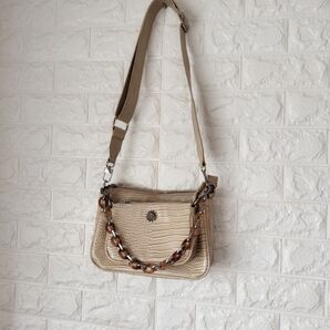 EVRIS ツインズショルダーBAG アイボリー