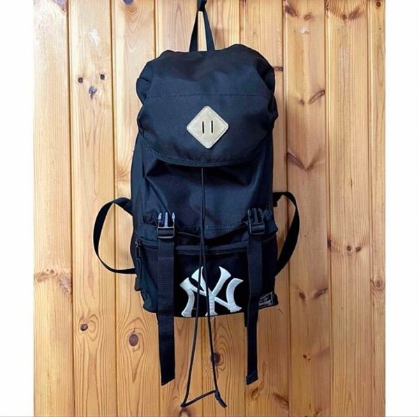 メジャーリーグベースボール NY ヤンキース ニューヨーク 大容量リュック 黒 バックパック 登山 アウトドア