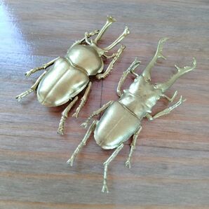 ★*金色クワガタ*フィギュア*2点☆
