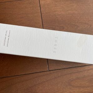 箱汚れあり THREE エミングエマルジョンR 100ml